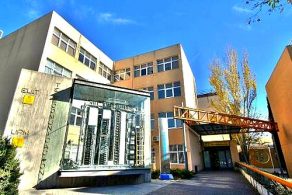 Imagen de frente de la Universidad Politécnica de Madrid