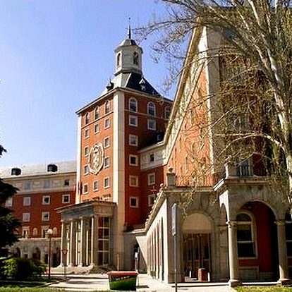 Imagen del edificio del Rectorado de la Universidad Complutense de Madrid
