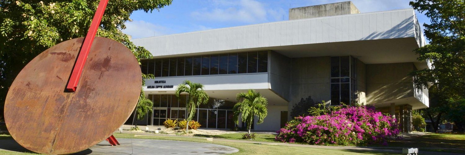 Foto panorámica del Recta Ratio y el Edificio de la Biblioteca