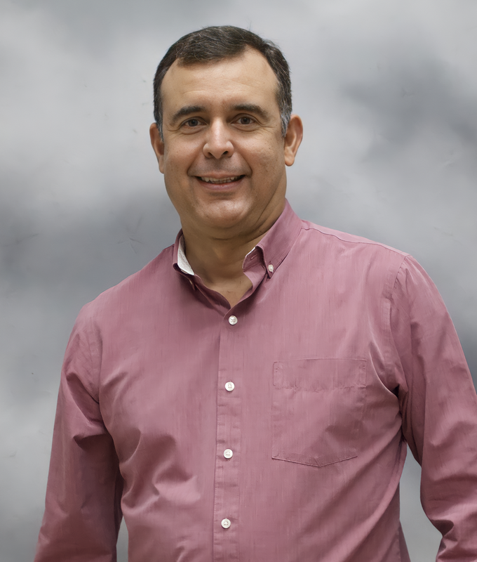decano de academicos - ismael san miguel